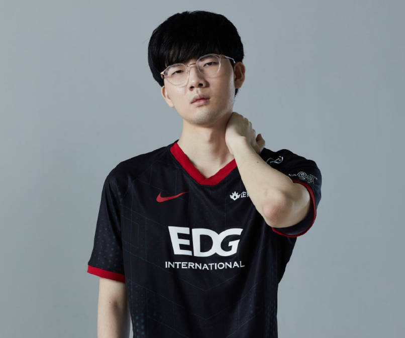 Doinb连续七场比赛得分超过出色发挥，法国队不断突破！